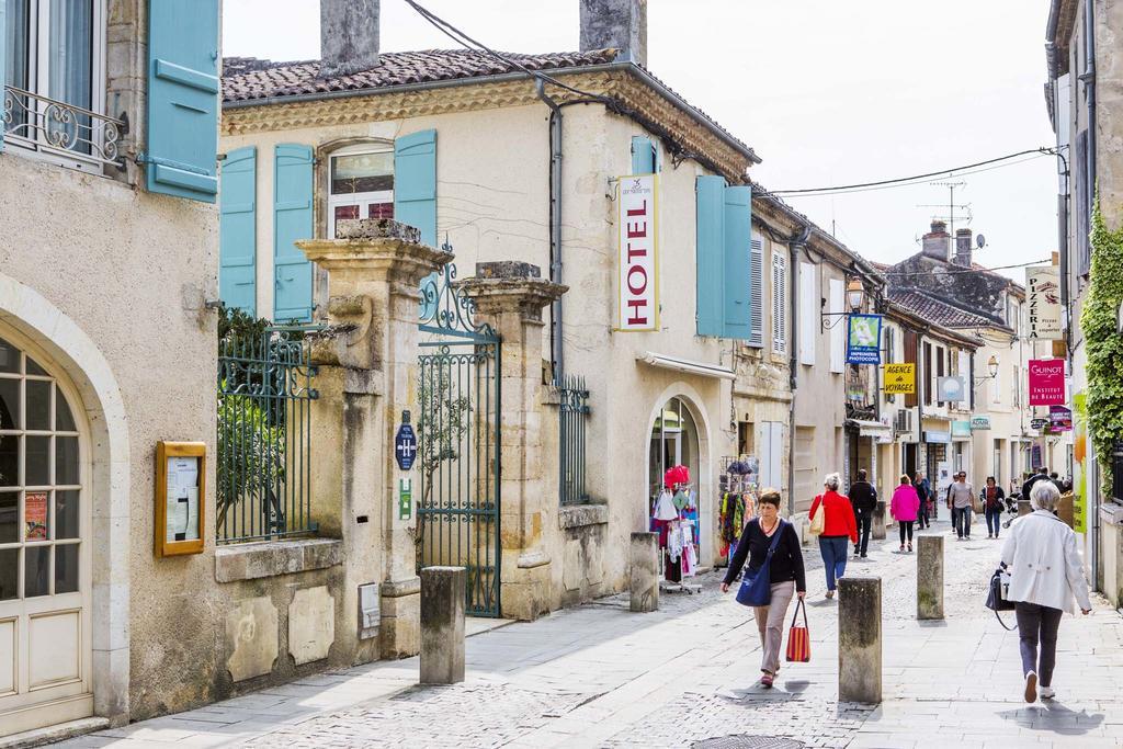 Les Trois Lys